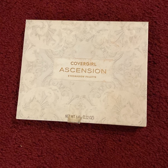 Make up - Picture 2 of 5